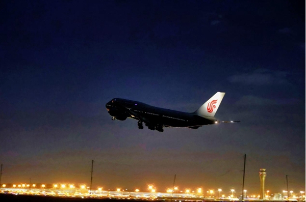 今晨！重庆江北国际机场第四跑道试飞成功